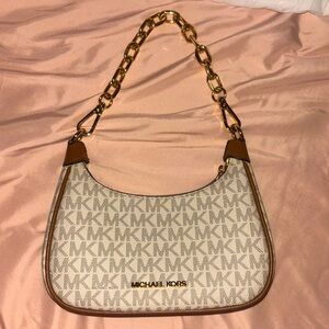 Michael Kors purse with gold detachable chain
